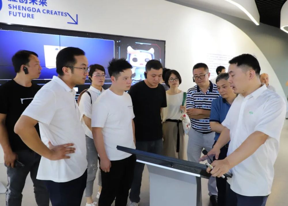 赴杭觀摩智能工廠，助力屯溪工業升級